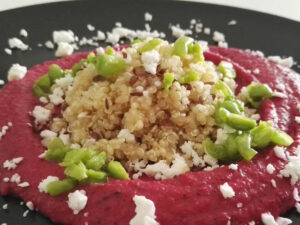 Quinoa allo zenzero con fragole e Yogurt
